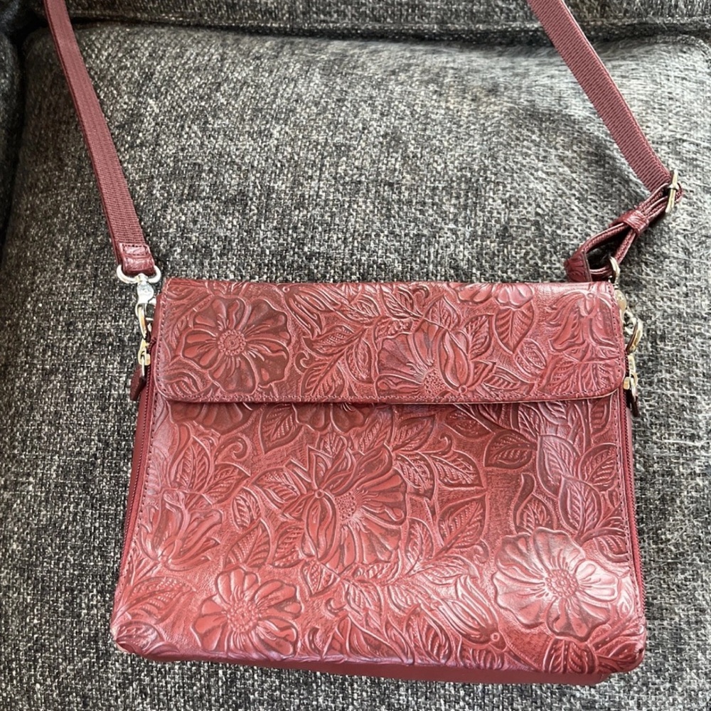 Gun Tote’n Mama Concealed Carry Leather Hand Tooled Purse